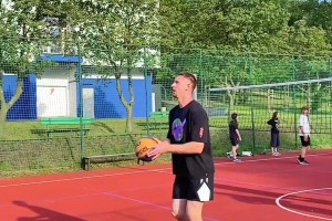 杜兰特：加盟火箭是我追求第三冠的最佳机会 我的跳投&控运很稳定