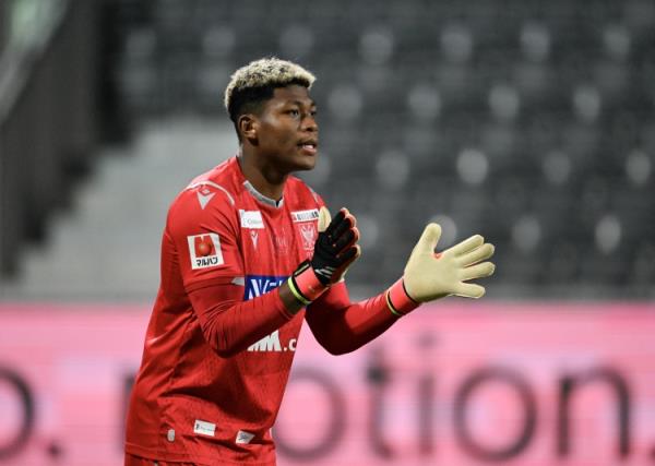 意媒:铃木彩艳接近约1000万欧加盟帕尔马,可能签下3+1合同